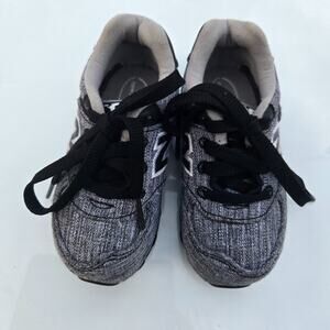 New Balance 574‎ Black Gray Size 6c Boys Tennis Running Shoes